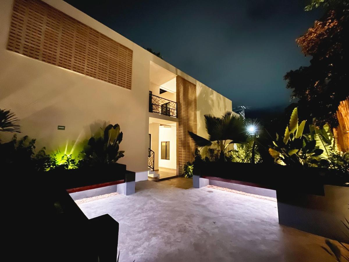 ואיאדוליד Hotel Kookay Valladolid מראה חיצוני תמונה